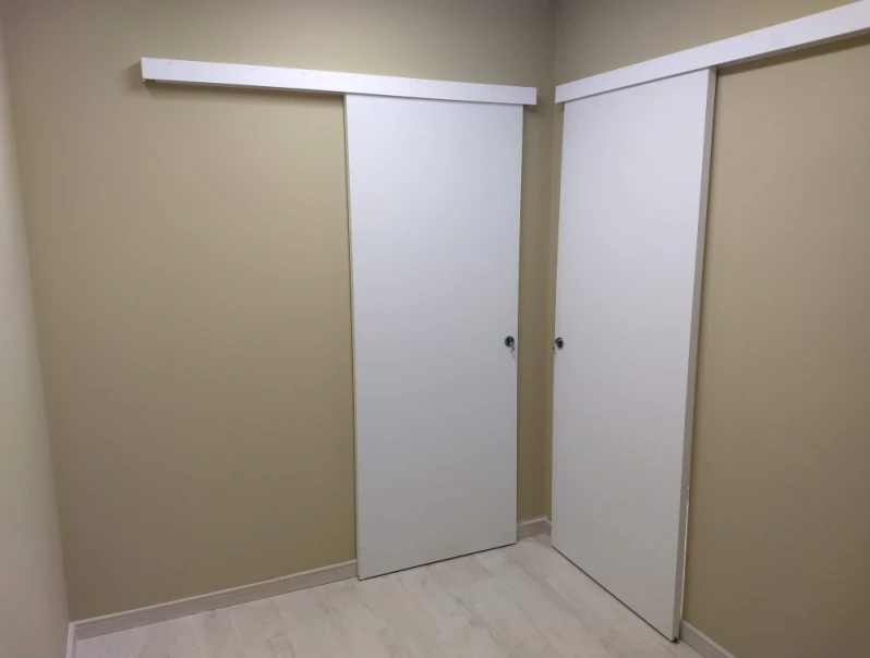 instalação de divisória de drywall com porta